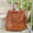sac-a-dos-antivol-femme-Lauren-sur-escalier