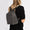 sac-a-dos-chic-femme-rivka-gris-porte-2