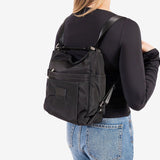 sac-a-dos-convertible-bandouliere-janna-noir-porte