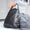sac-a-dos-cuir-femme-convertible-Oda-porte2