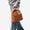 sac-a-dos-femme-cuir-Cleveland-marron-porte