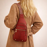 sacoche-bandouliere-femme-vintage-Debby-bordeaux-porte-3