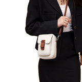 mini-sac-bandouliere-femme-Diane-blanc-porte