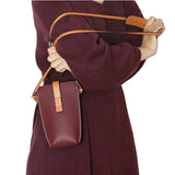 mini-sac-bandouliere-femme-Sven-bordeaux-porte